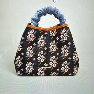 Spartina 449 Top Handle Bucket white Hall Blossom Sprig Black